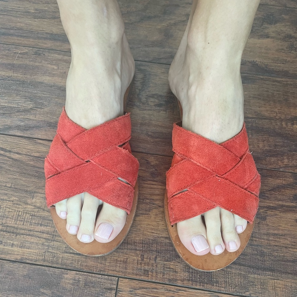 Rusty orange Frye sandals